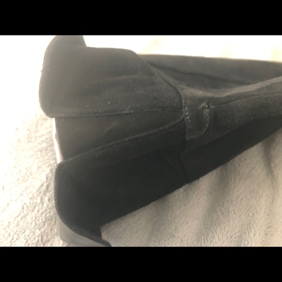 Boots - Picture 10 of 11